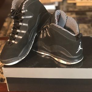 retro jordans size 7y